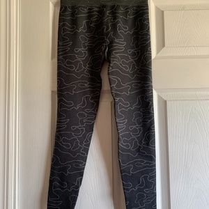 ECHT gray patterned high end leggings/workout. Never worn